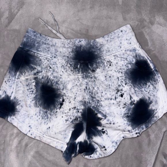 Lululemon inner glow 3’’ Terry marble dye navy - Picture 3 of 4